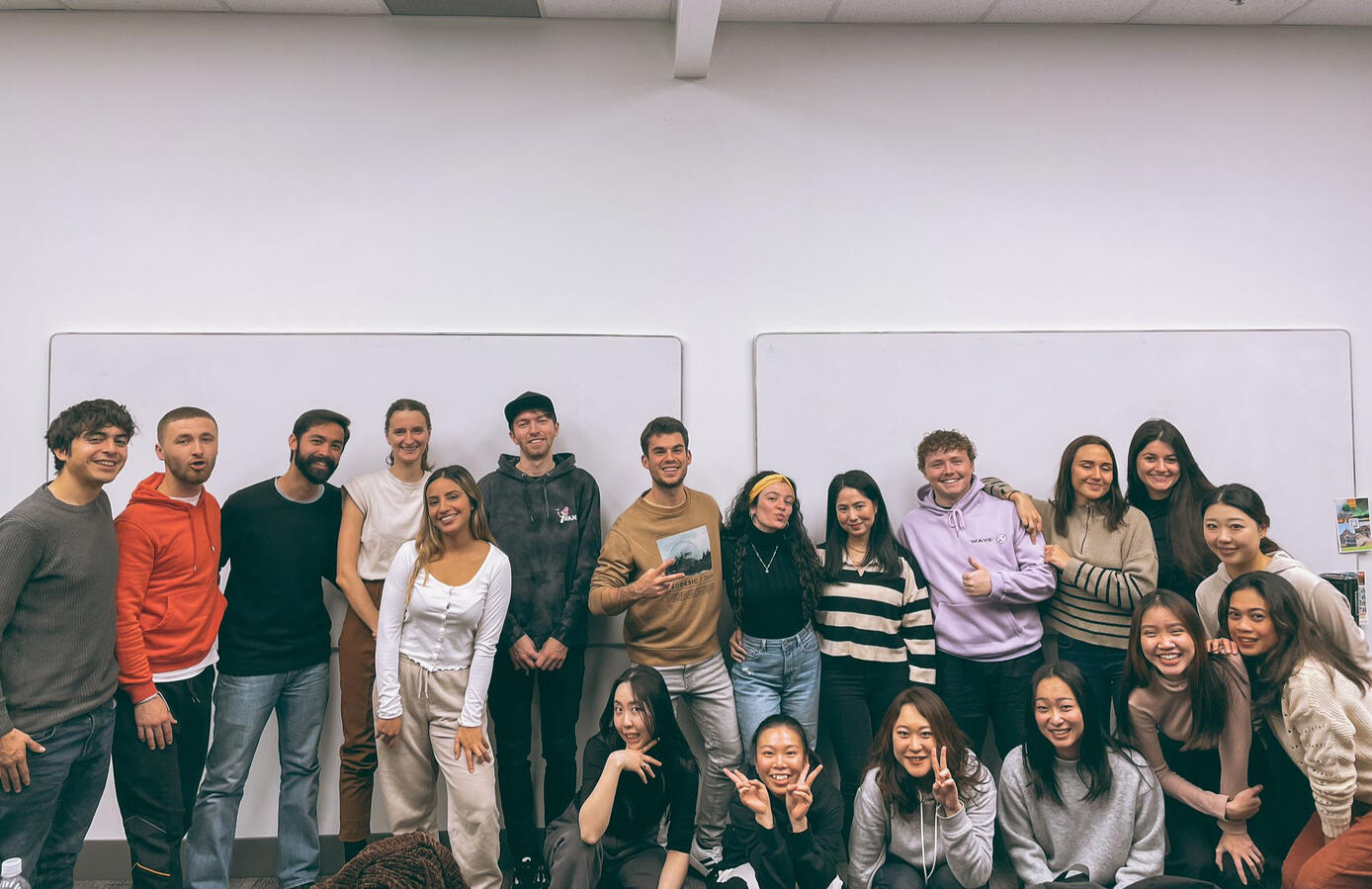 Studenti ve třídě, Vancouver, Kanada Mezinárodní studenti ve třídě soukromé školy ve Vancouveru, Kanada